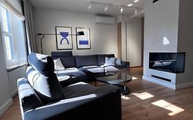 Grand Apartment - Old Town & City Center